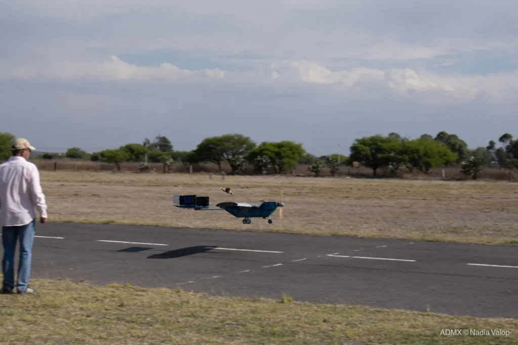 Equipo Ícaro Aero Design en ADMX 2026