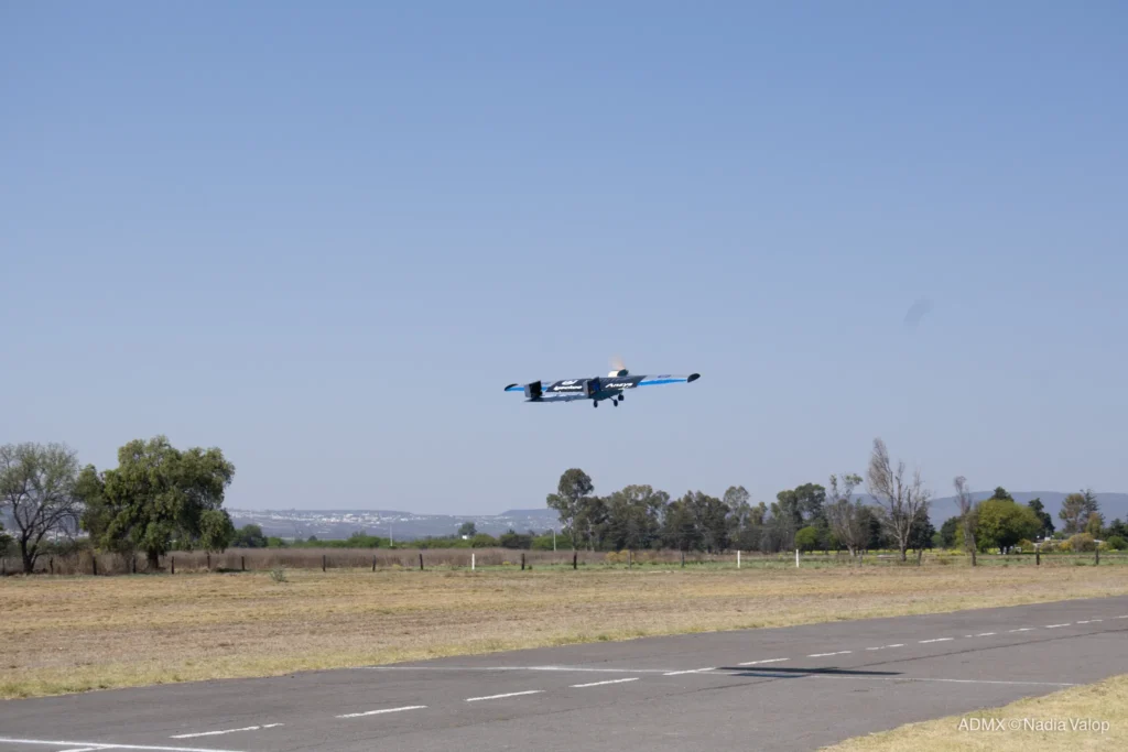 Equipo Ícaro Aero Design en ADMX 2026