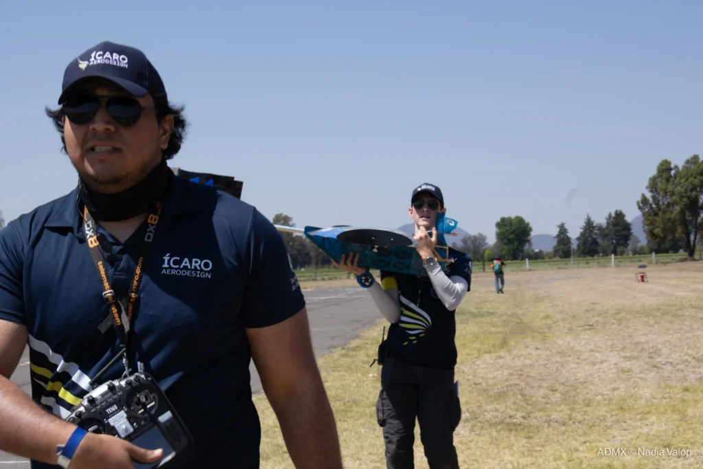 Equipo Ícaro Aero Design en ADMX 2026