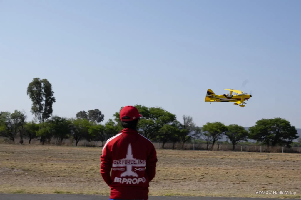 Vuelo de exhibición en ADMX 2026