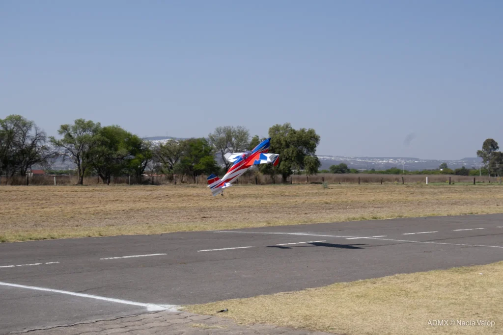 Vuelo de exhibición en ADMX 2026