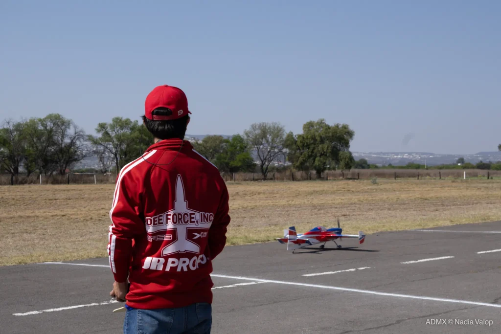 Vuelo de exhibición en ADMX 2026
