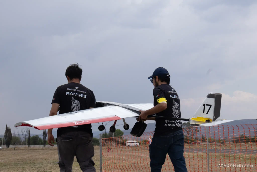 Equipo Xinantec en ADMX 2026